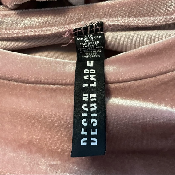 Design Lab Velvet Tie Back Top NWOT - Picture 5 of 6